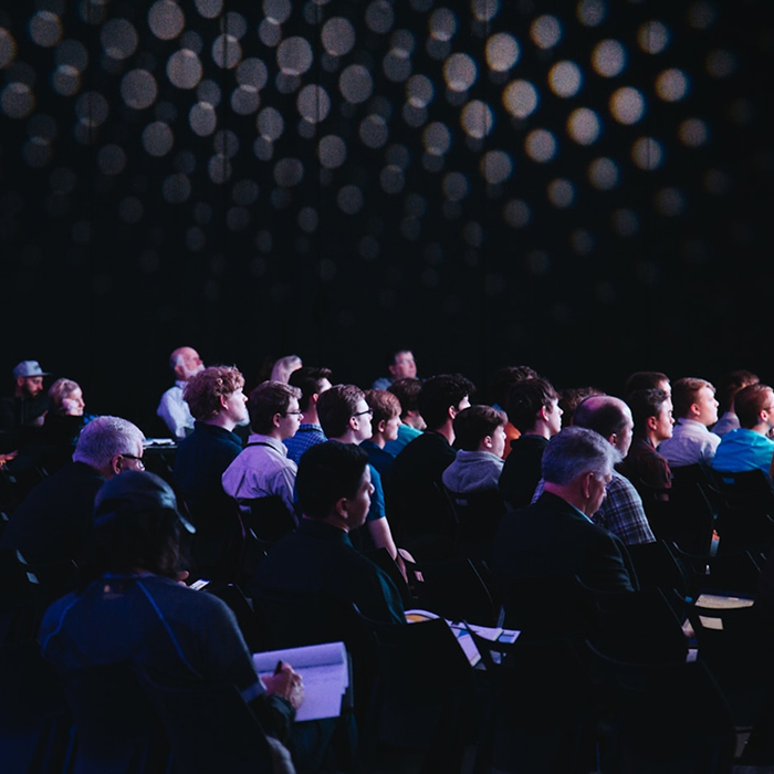 Capacitaciones y conferencias